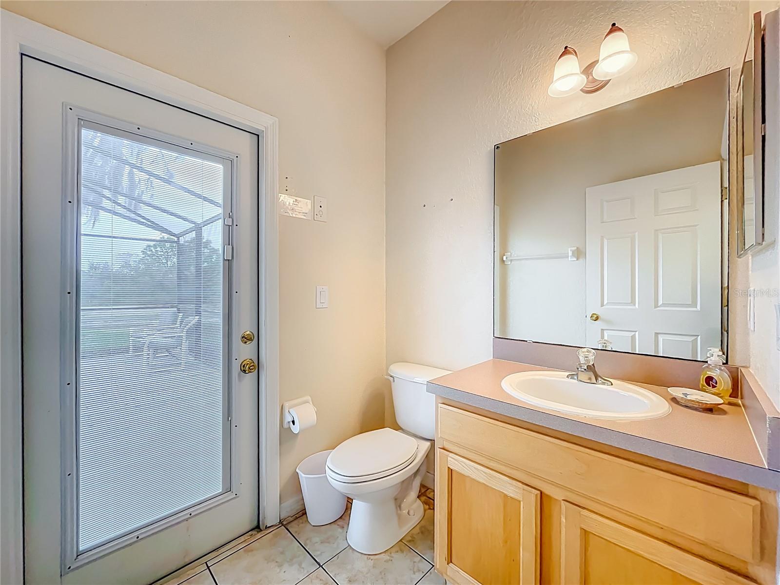 Image 11 of 38 For 16620 Caribbean Breeze Way