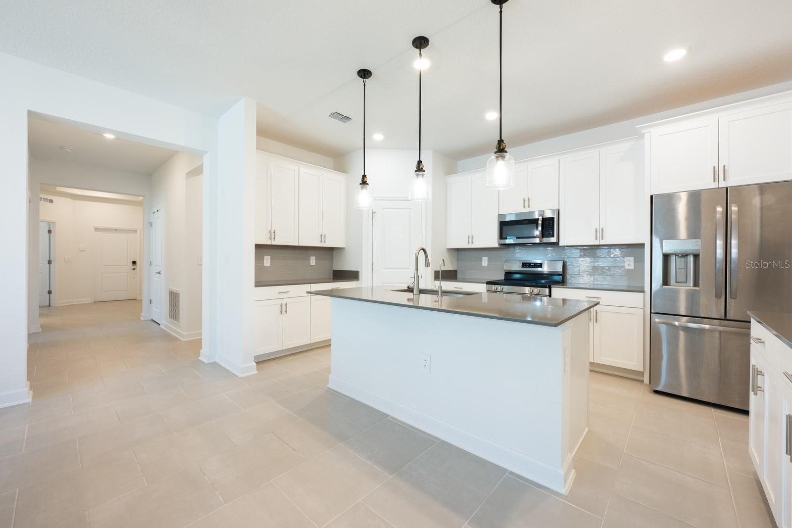 Image 5 of 35 For 1874 Flourish Avenue