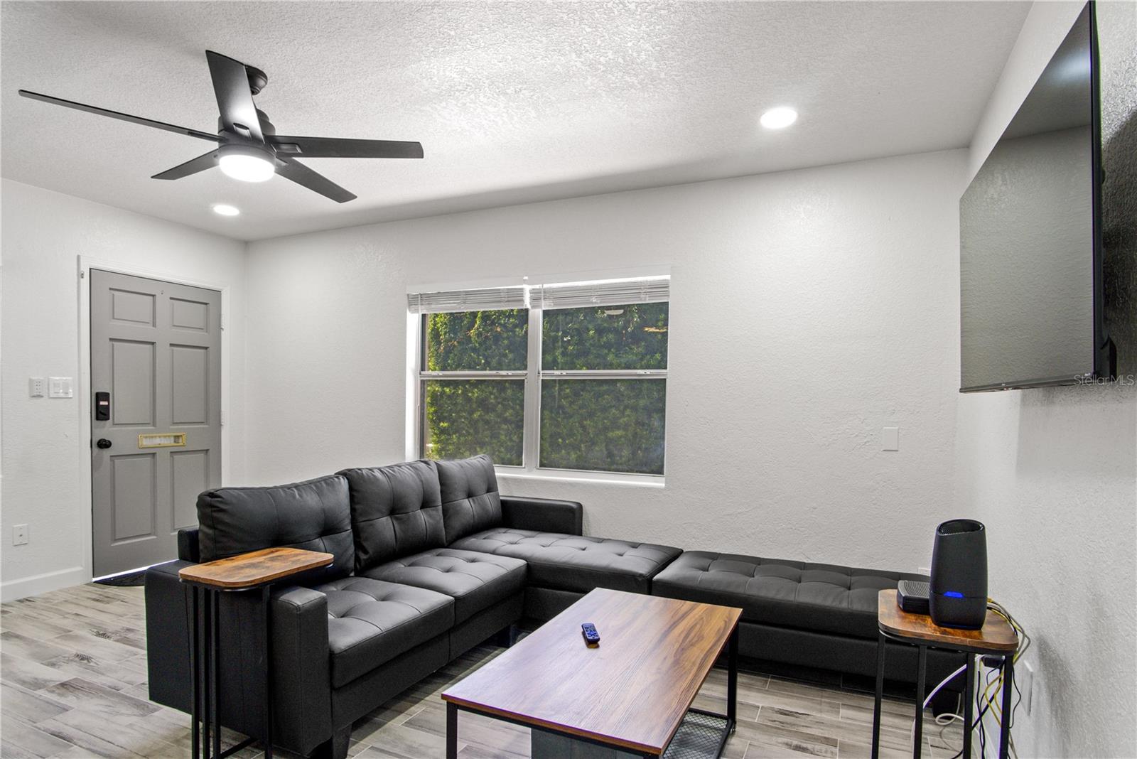 Image 11 of 45 For 1612 & 1614 Ferris Avenue