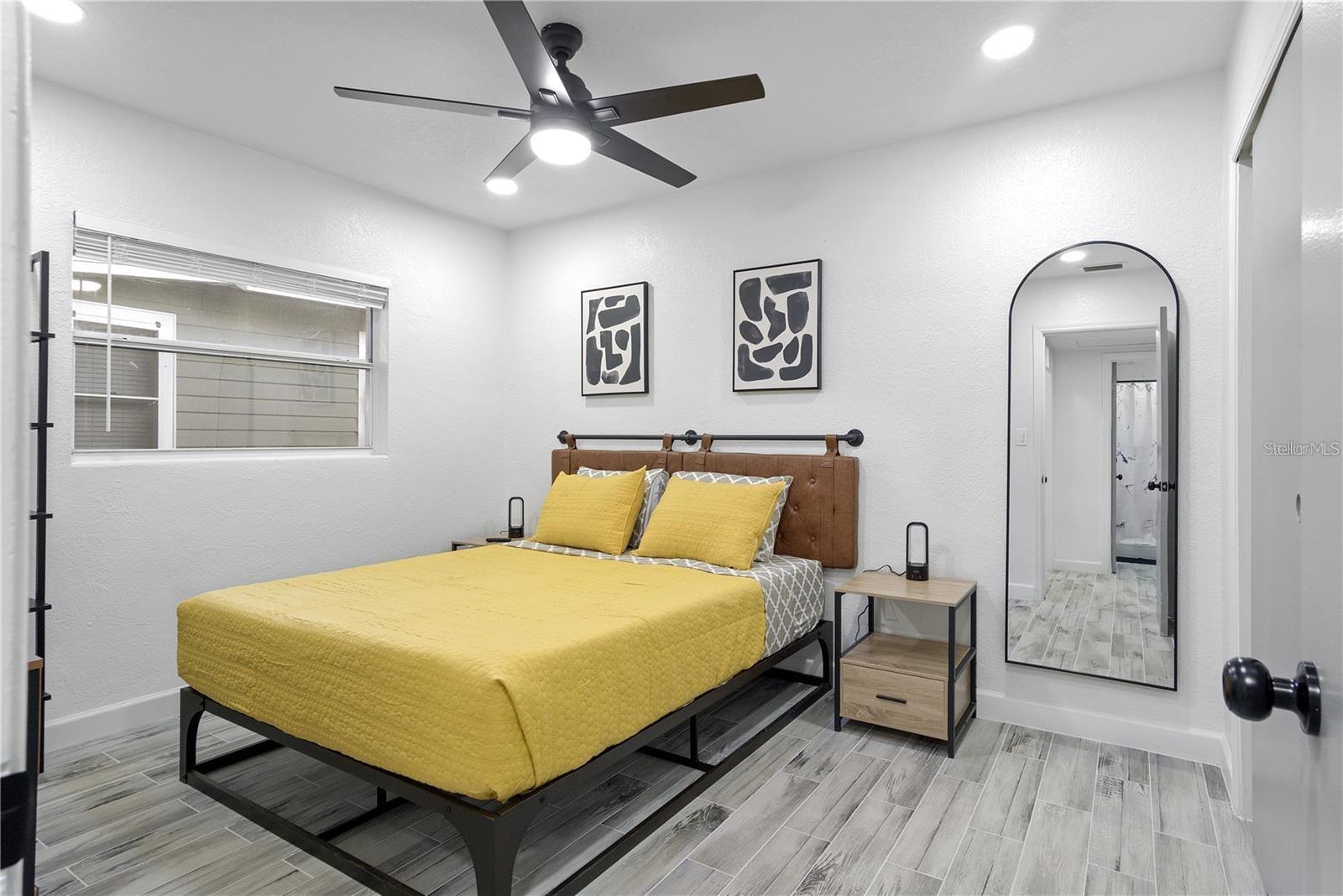 Image 28 of 45 For 1612 & 1614 Ferris Avenue