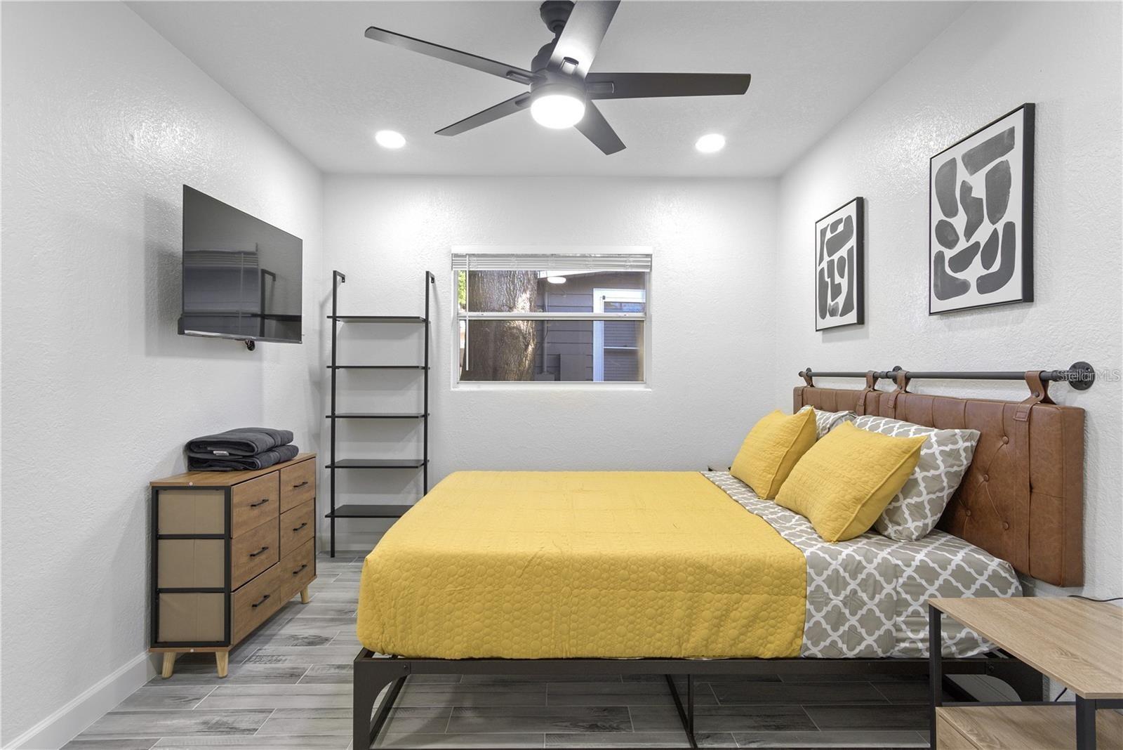 Image 29 of 45 For 1612 & 1614 Ferris Avenue