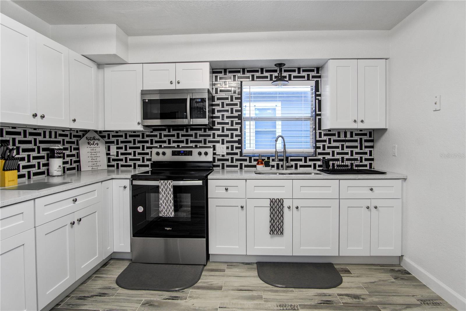 Image 7 of 45 For 1612 & 1614 Ferris Avenue