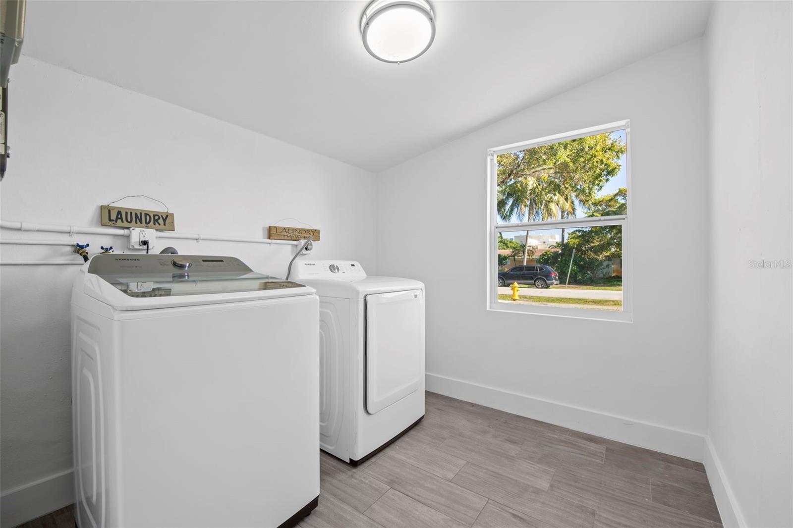 Image 12 of 16 For 5641 8th Avenue