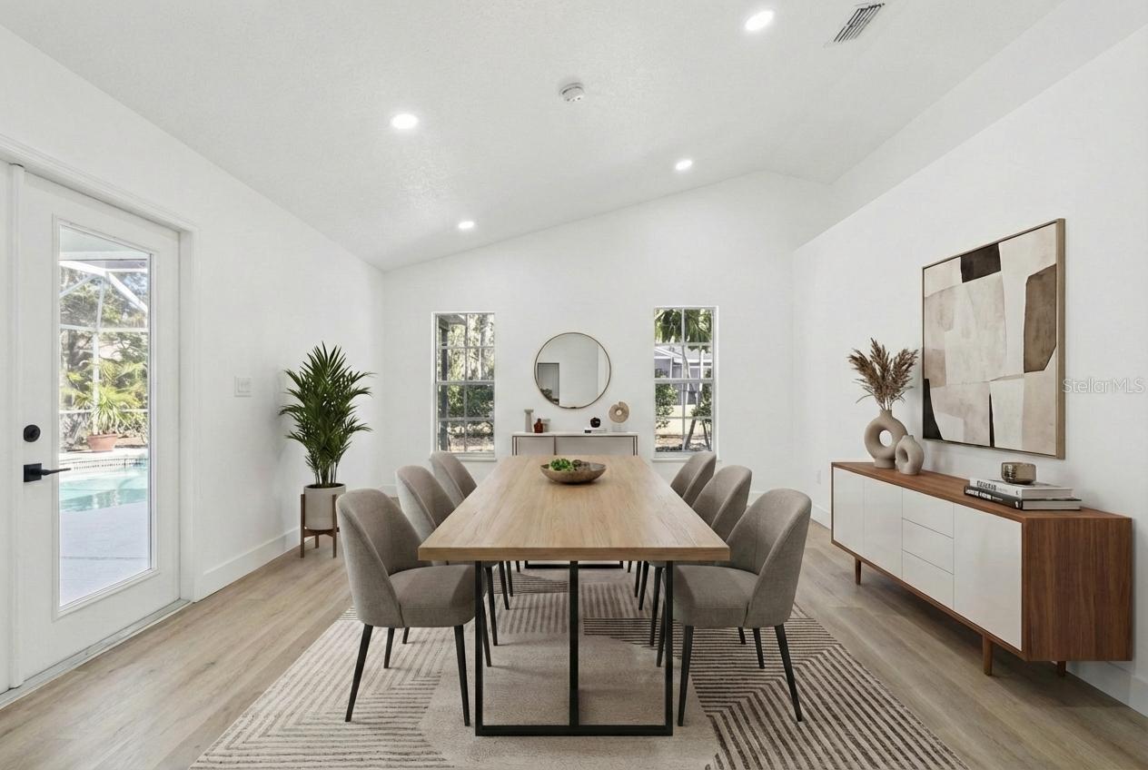 Image 17 of 57 For 5229 Hammock Circle