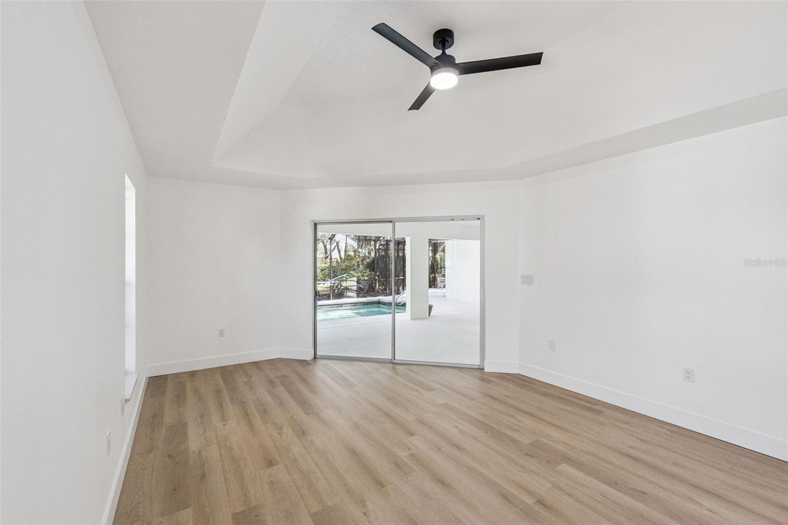 Image 25 of 57 For 5229 Hammock Circle