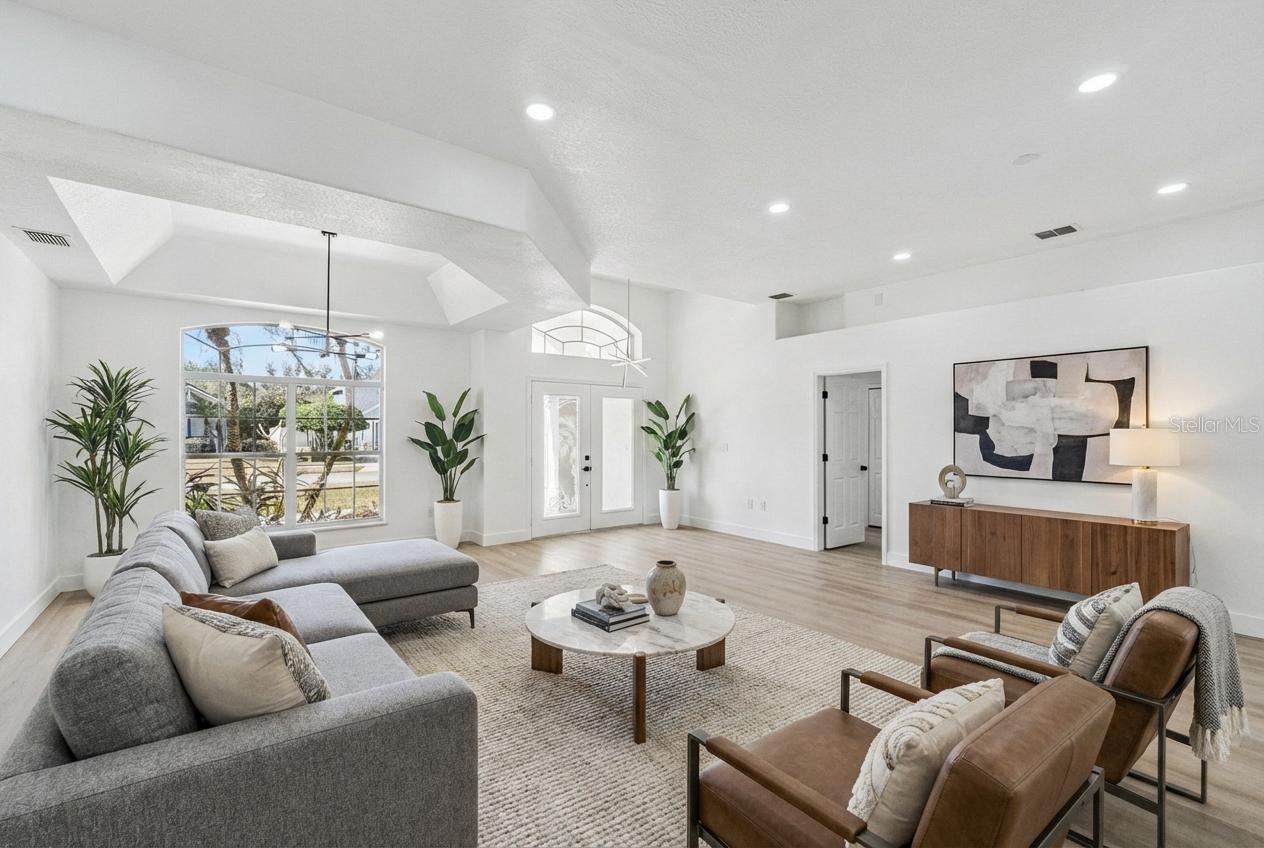 Image 6 of 57 For 5229 Hammock Circle