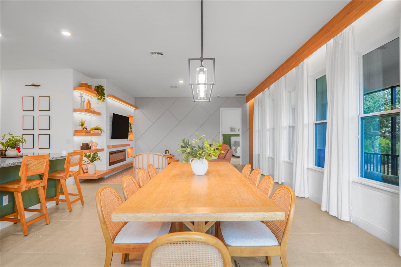 Image 16 of 73 For 17606 Lake Star Road