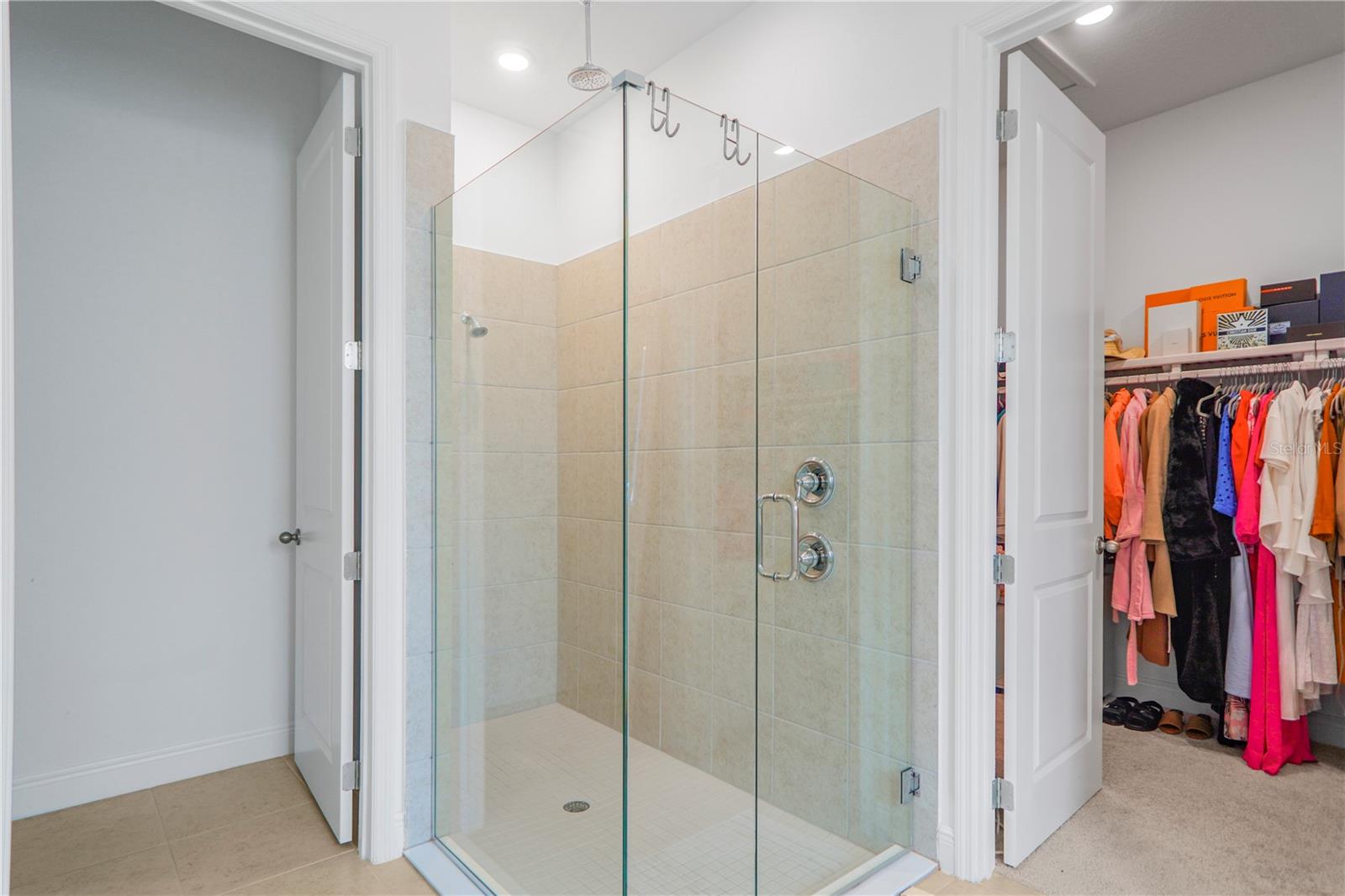 Image 34 of 73 For 17606 Lake Star Road