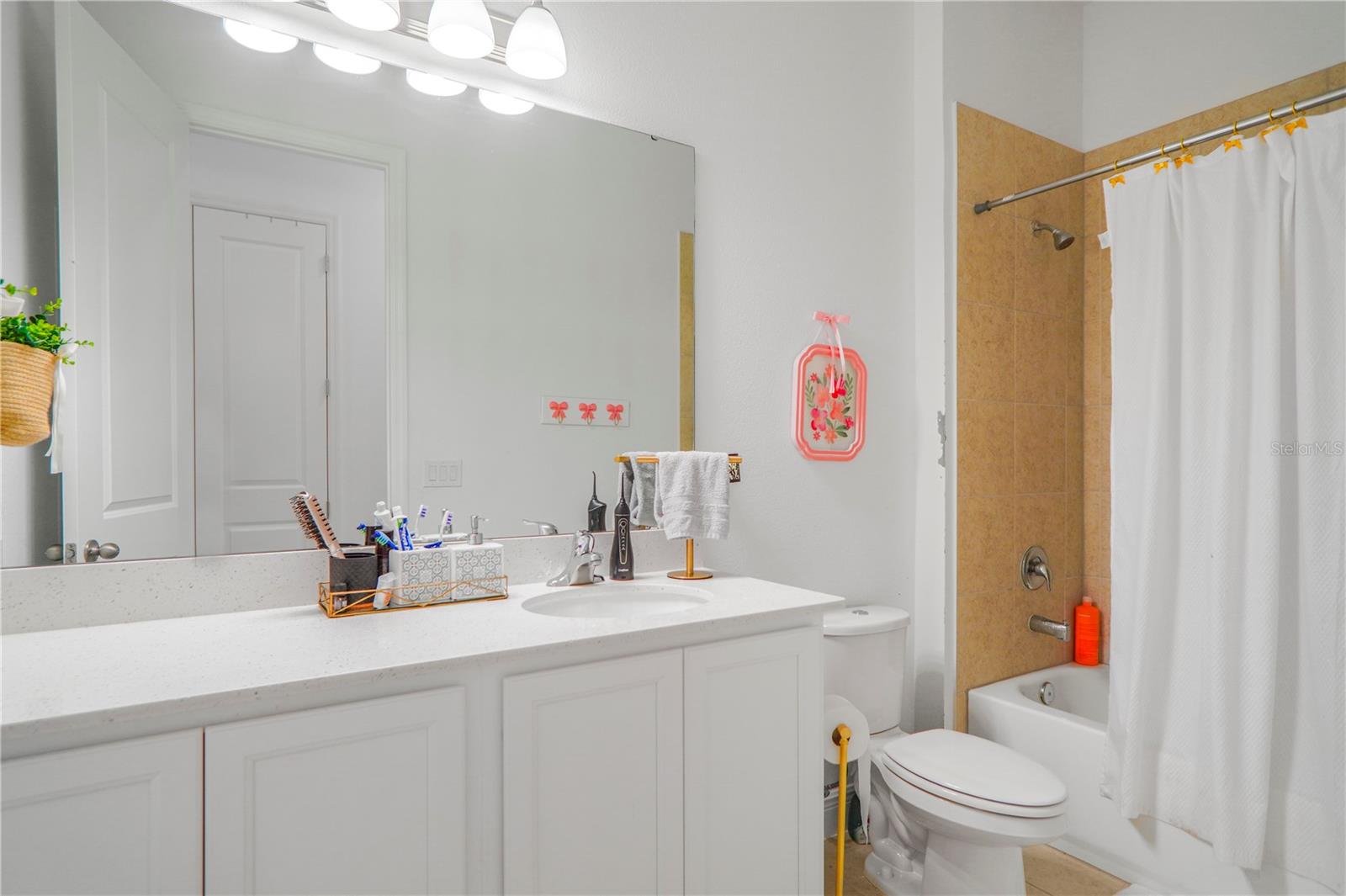 Image 37 of 73 For 17606 Lake Star Road