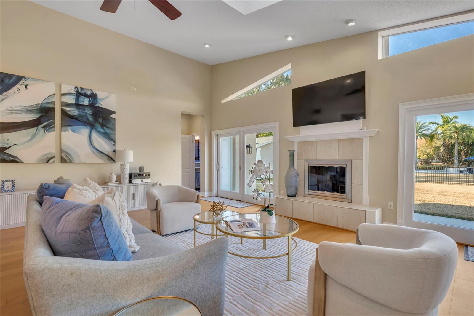 Image 22 of 62 For 2433 Duquesne Avenue