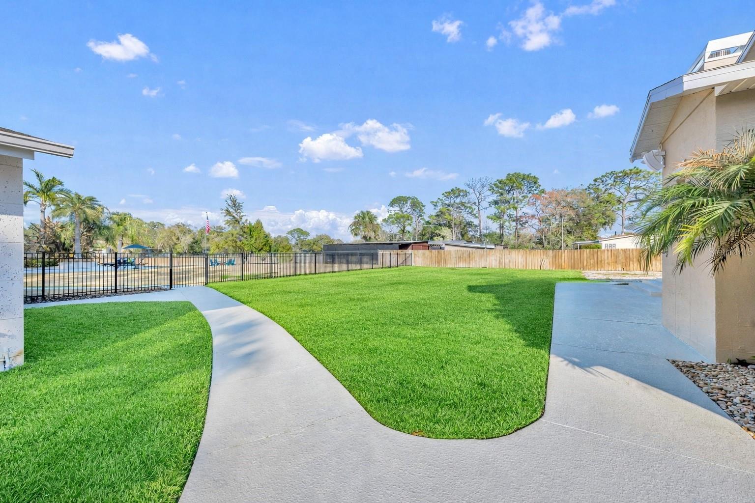 Image 31 of 62 For 2433 Duquesne Avenue