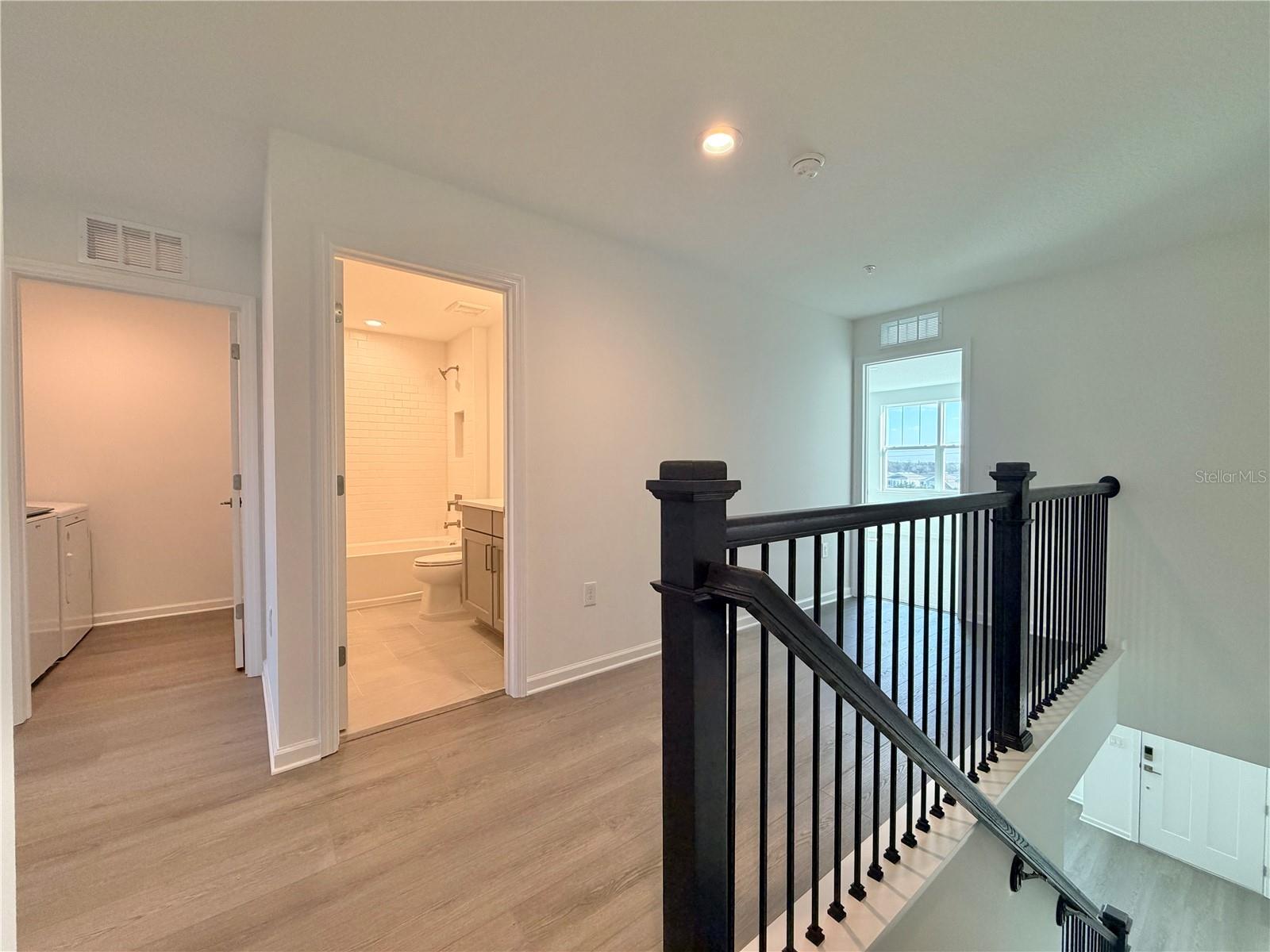 Image 14 of 35 For 1855 Pinecliff Drive