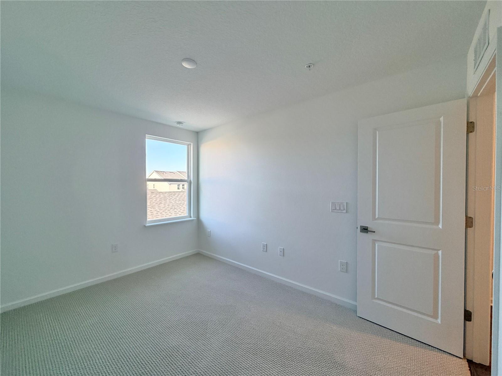 Image 18 of 35 For 1855 Pinecliff Drive