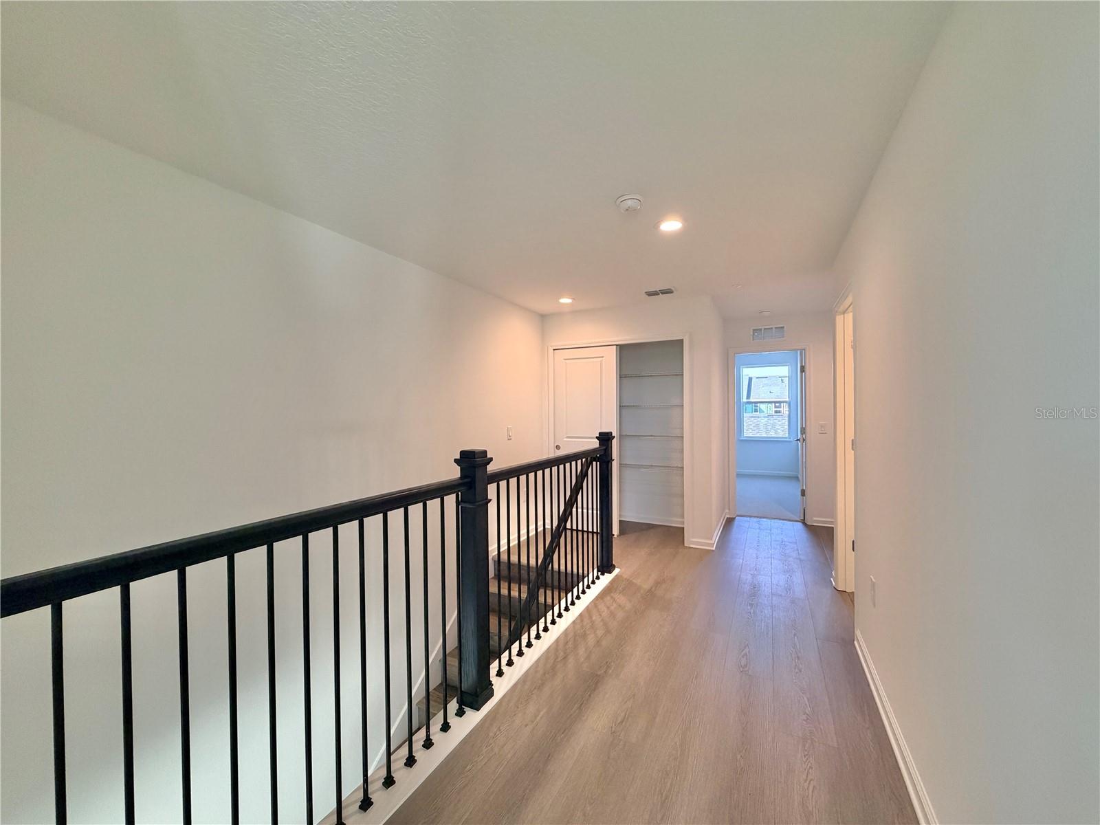 Image 23 of 35 For 1855 Pinecliff Drive