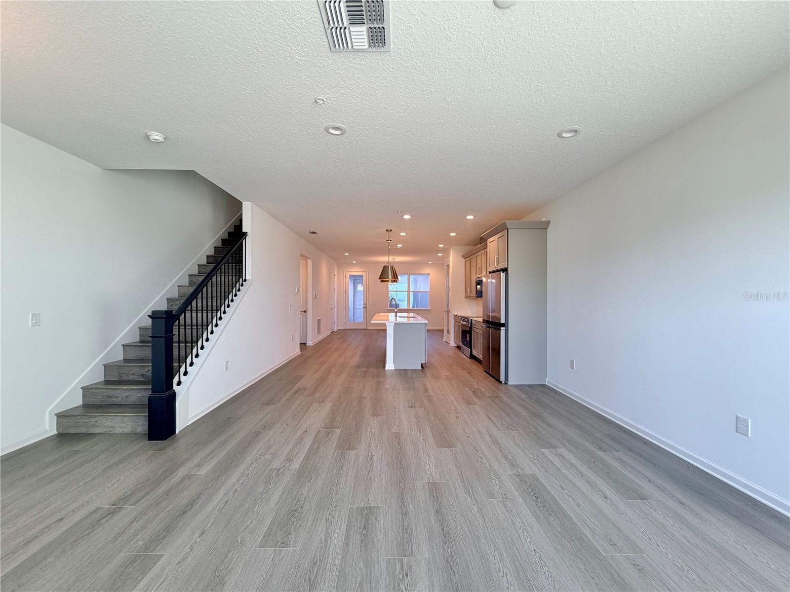 Image 3 of 35 For 1855 Pinecliff Drive