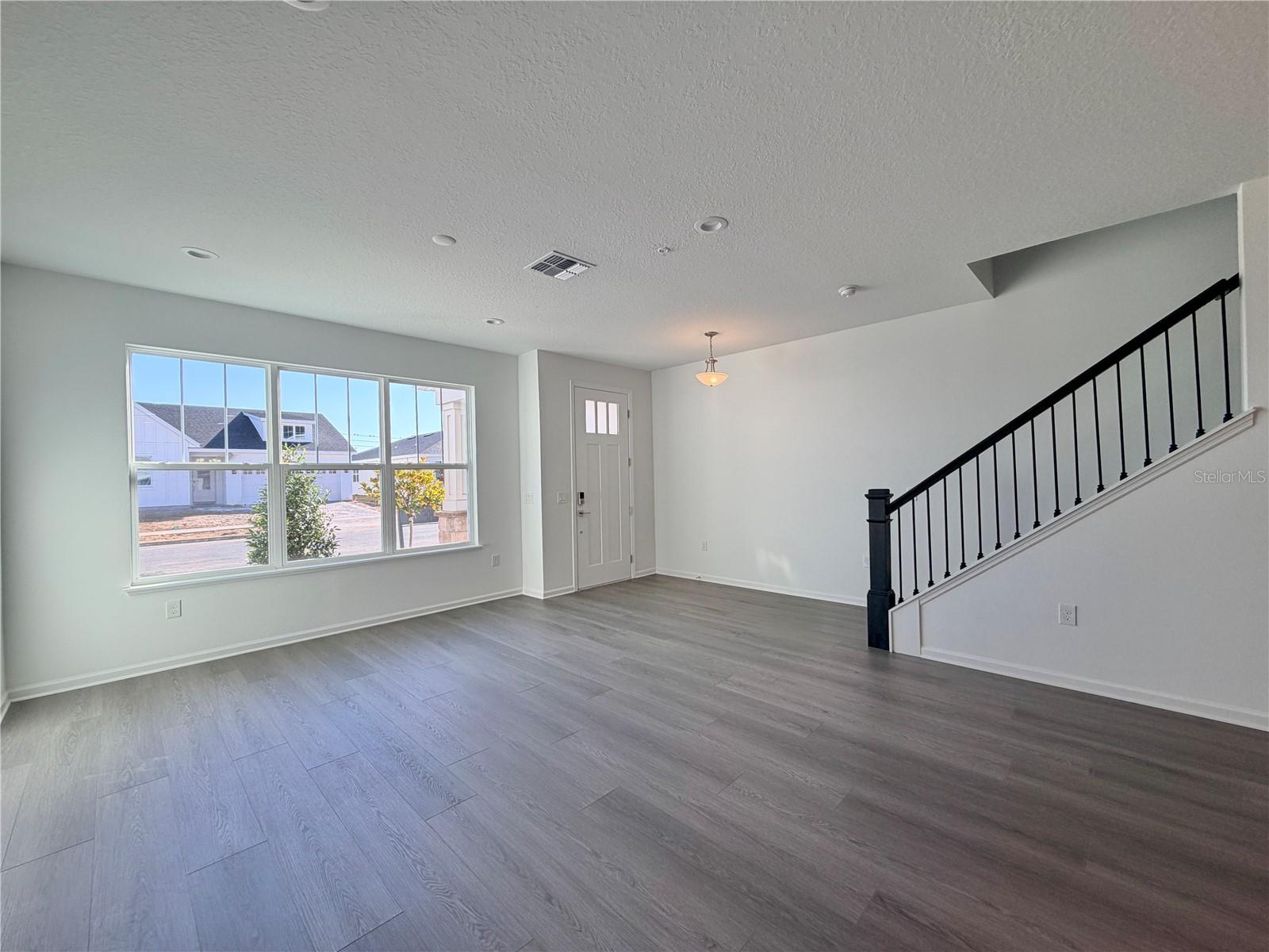 Image 5 of 35 For 1855 Pinecliff Drive