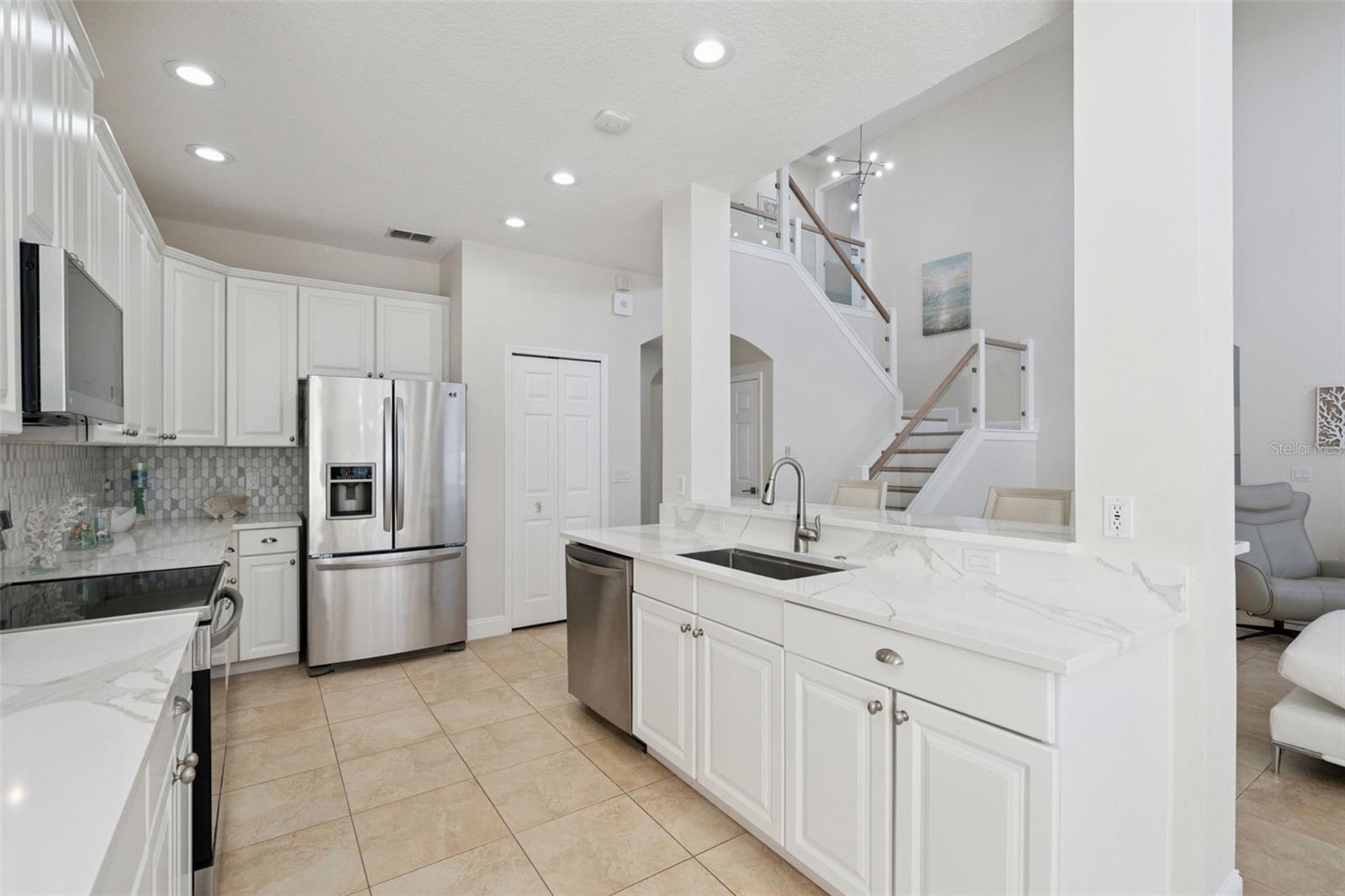 Image 17 of 79 For 14750 Sweet Acacia Drive