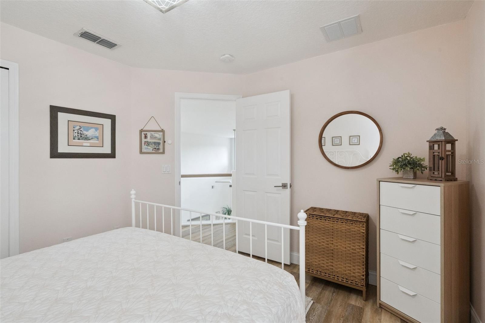 Image 25 of 79 For 14750 Sweet Acacia Drive