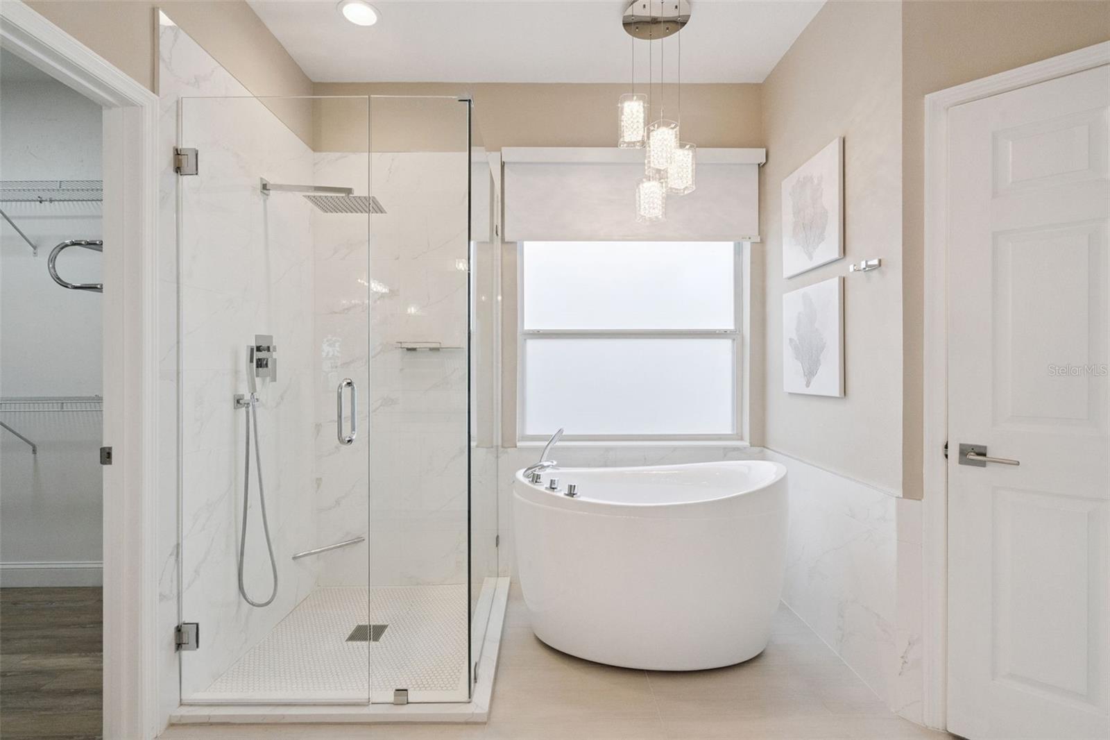 Image 31 of 79 For 14750 Sweet Acacia Drive