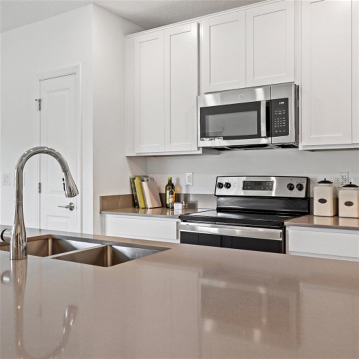 Image 7 of 17 For 669 Bell Prairie Circle