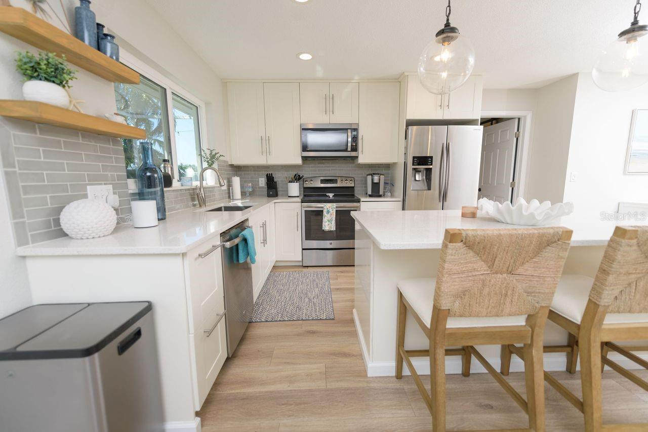 Image 19 of 54 For 1472 47th Avenue Ne