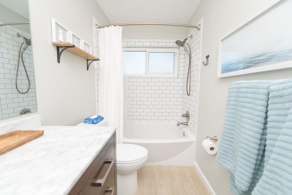 Image 38 of 54 For 1472 47th Avenue Ne