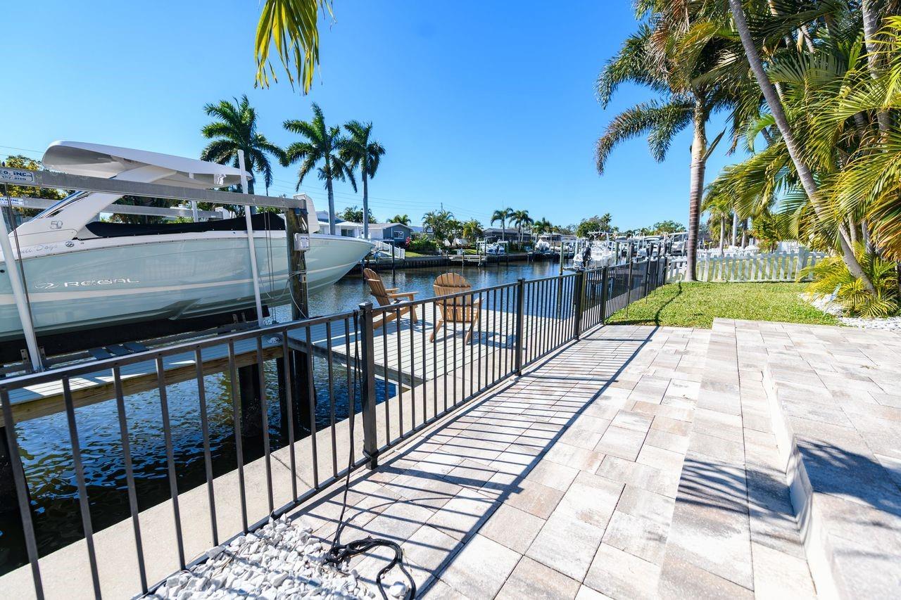 Image 47 of 54 For 1472 47th Avenue Ne