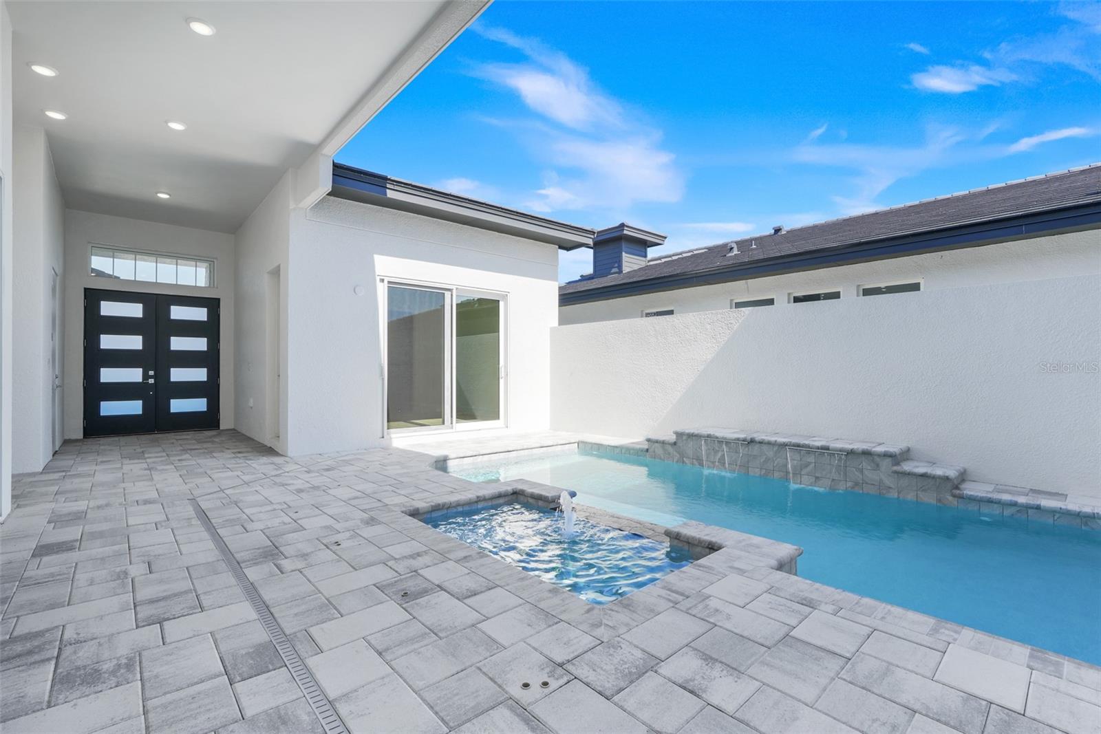 Image 49 of 56 For 3056 Kensington Avenue