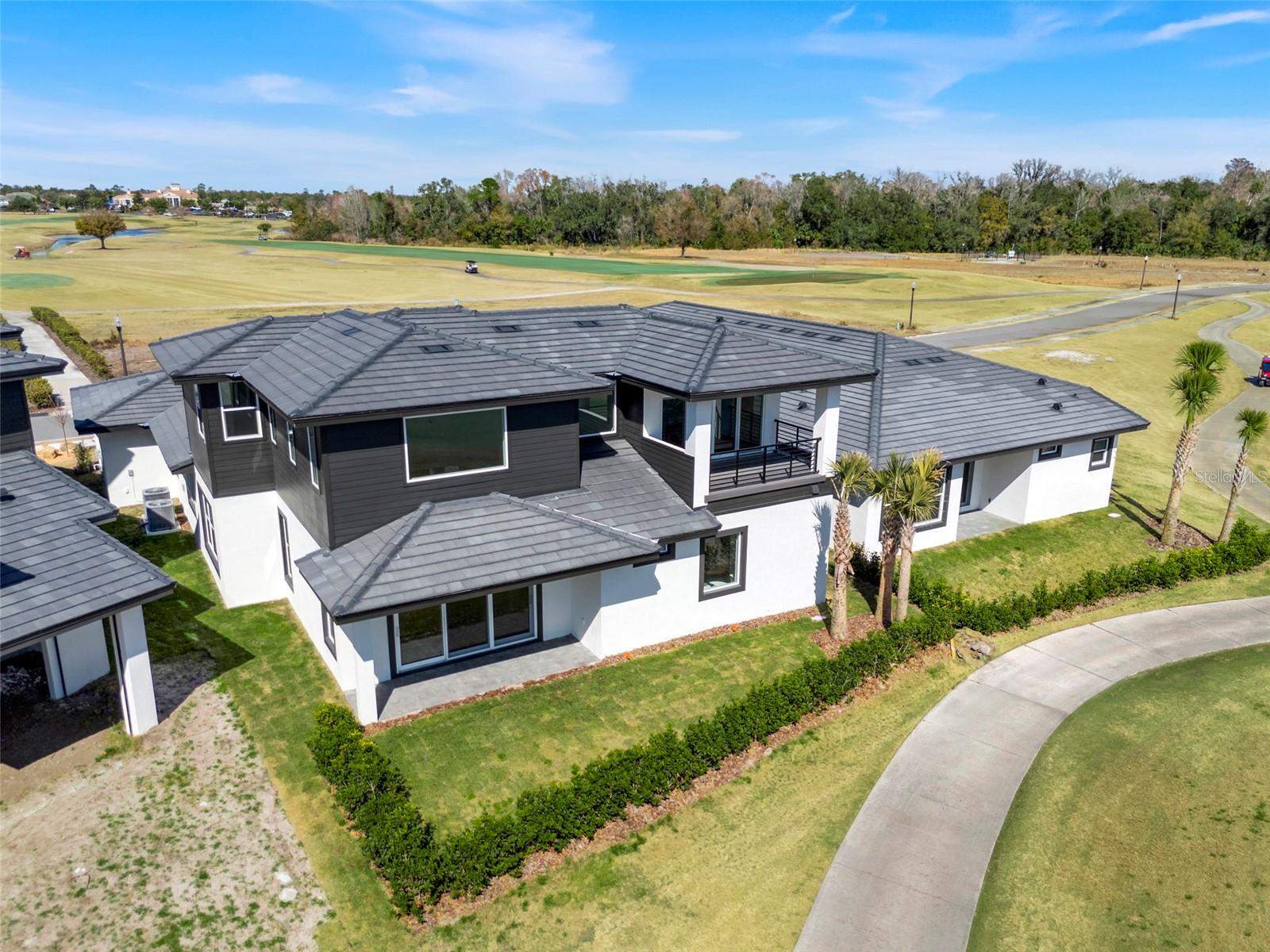 Image 53 of 56 For 3056 Kensington Avenue