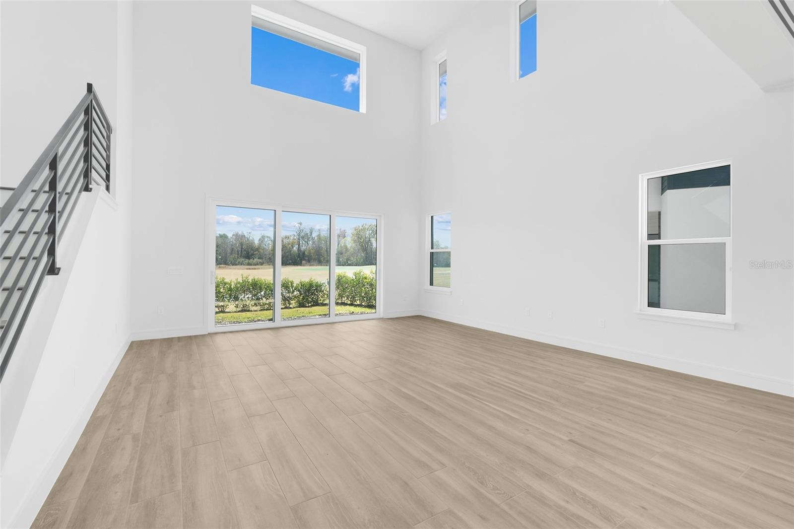 Image 8 of 56 For 3056 Kensington Avenue