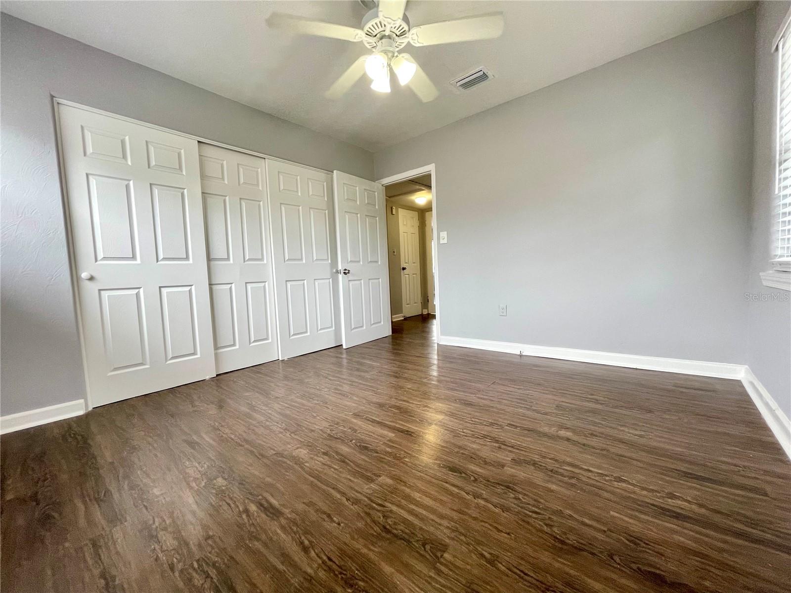 Image 8 of 19 For 910 Mills Avenue