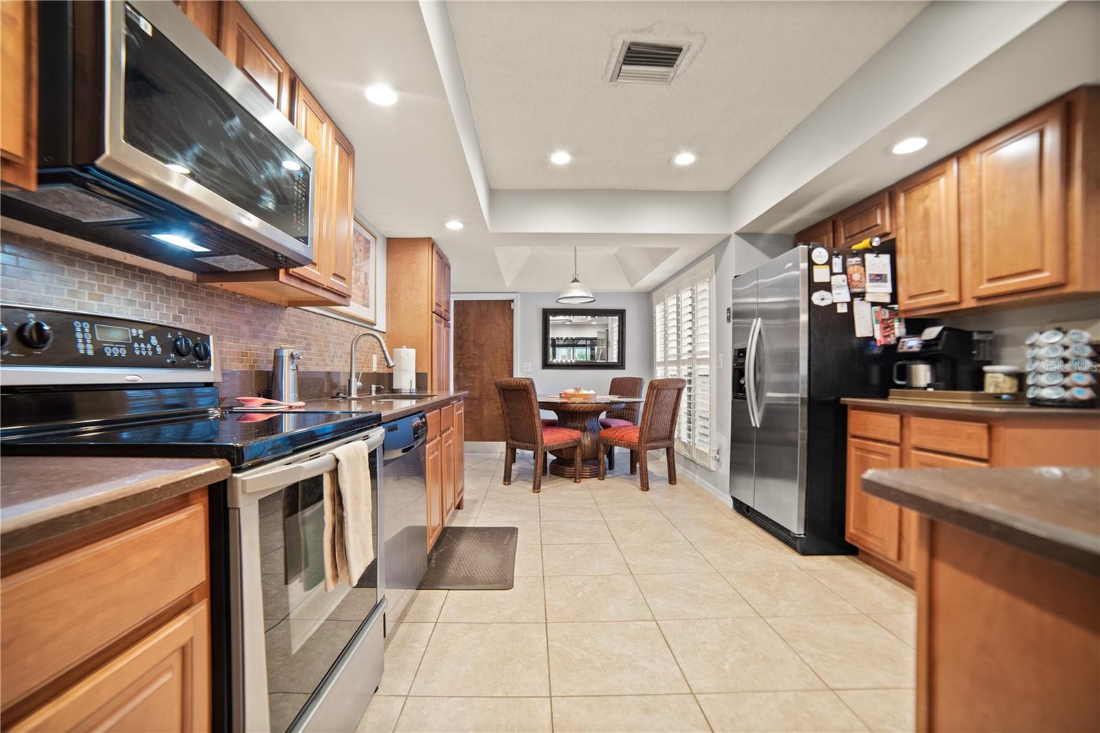 Image 4 of 36 For 185 Golf Club Drive A