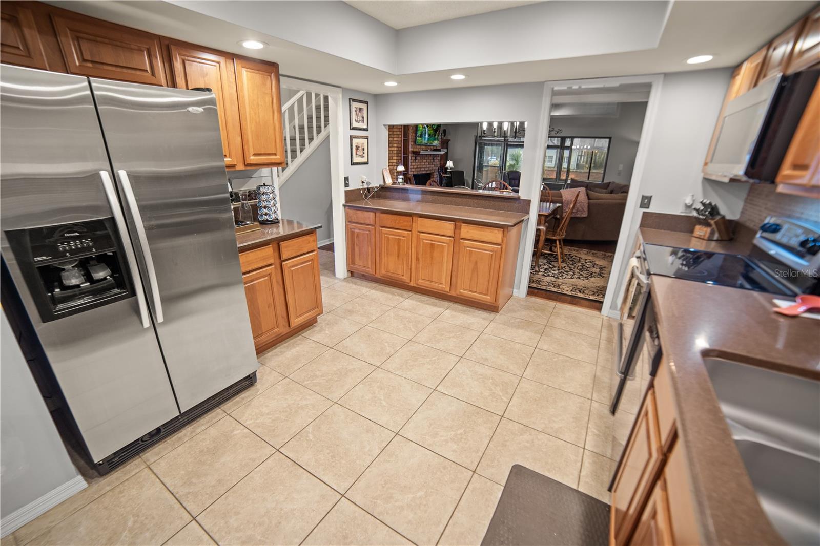 Image 8 of 36 For 185 Golf Club Drive A