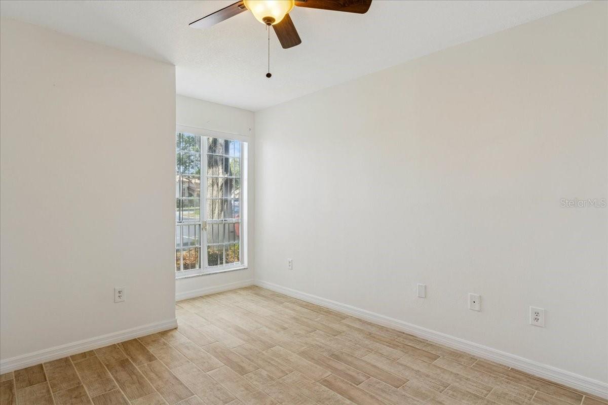 Image 23 of 42 For 4617 Gate Pl  105