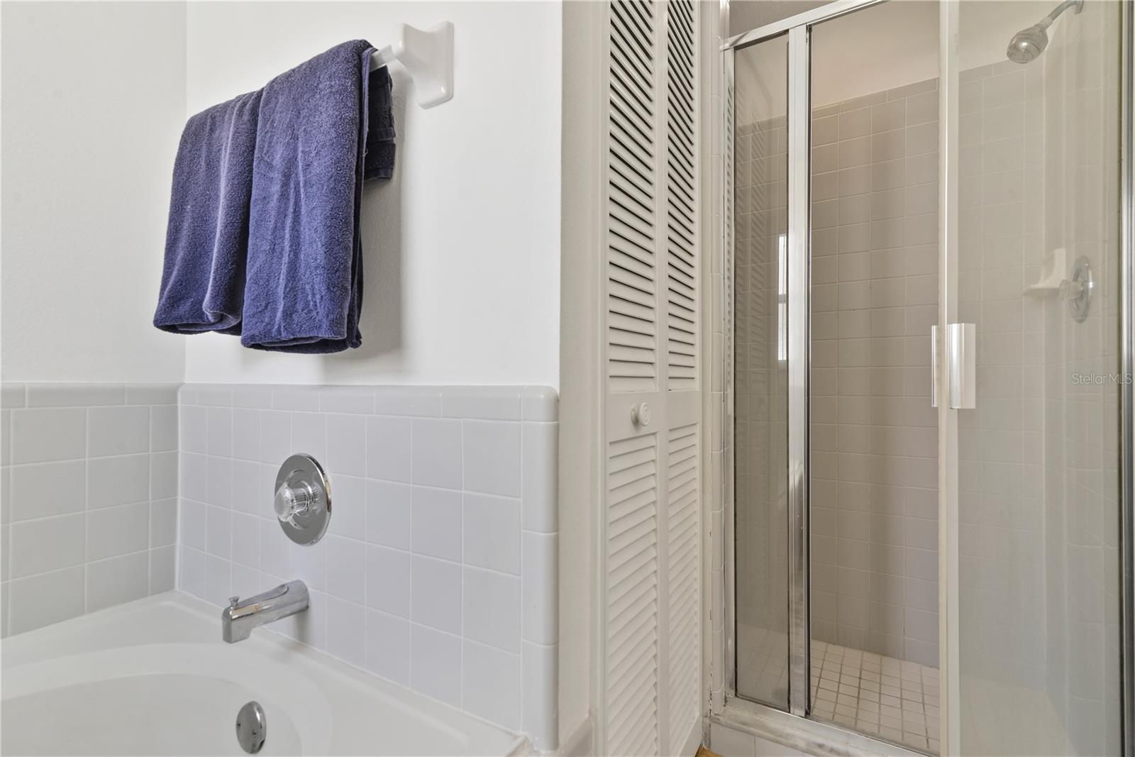 Image 15 of 31 For 2671 Chatham Circle