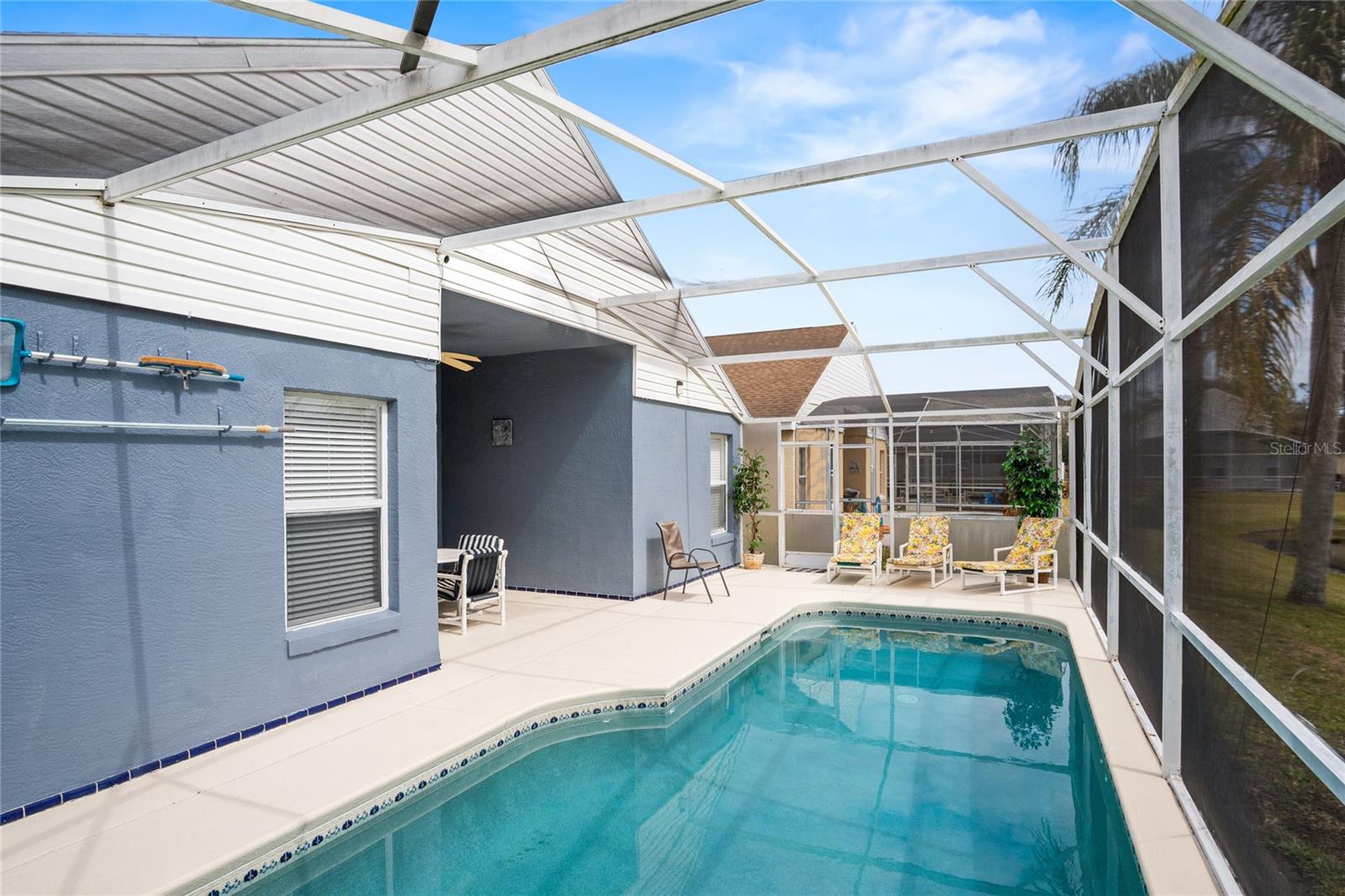 Image 19 of 31 For 2671 Chatham Circle