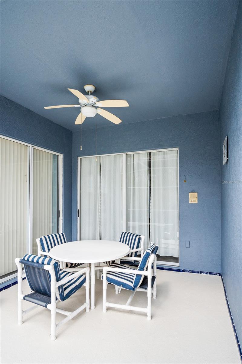 Image 23 of 31 For 2671 Chatham Circle