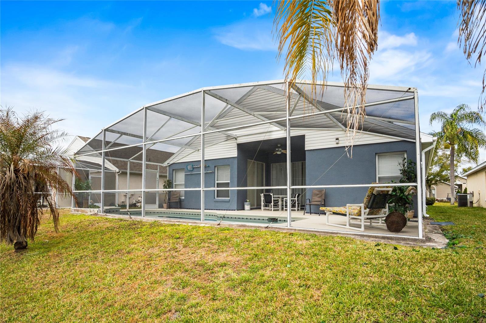 Image 24 of 31 For 2671 Chatham Circle