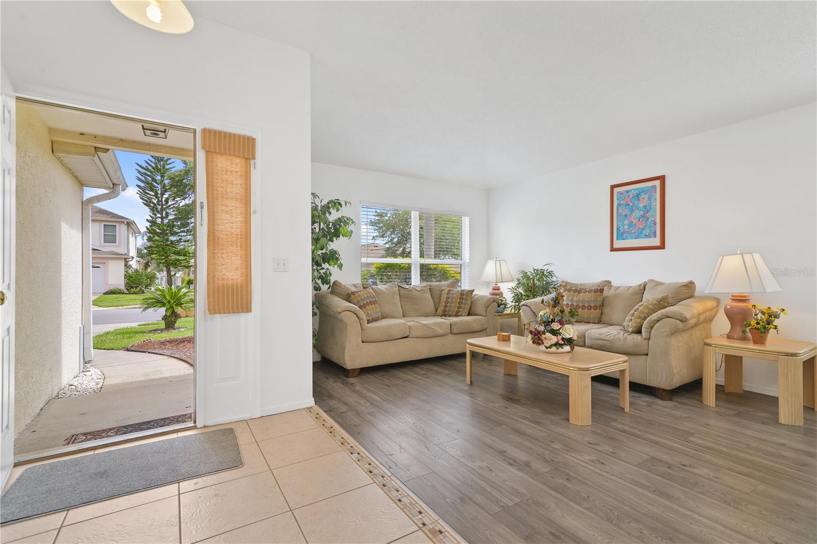 Image 4 of 31 For 2671 Chatham Circle