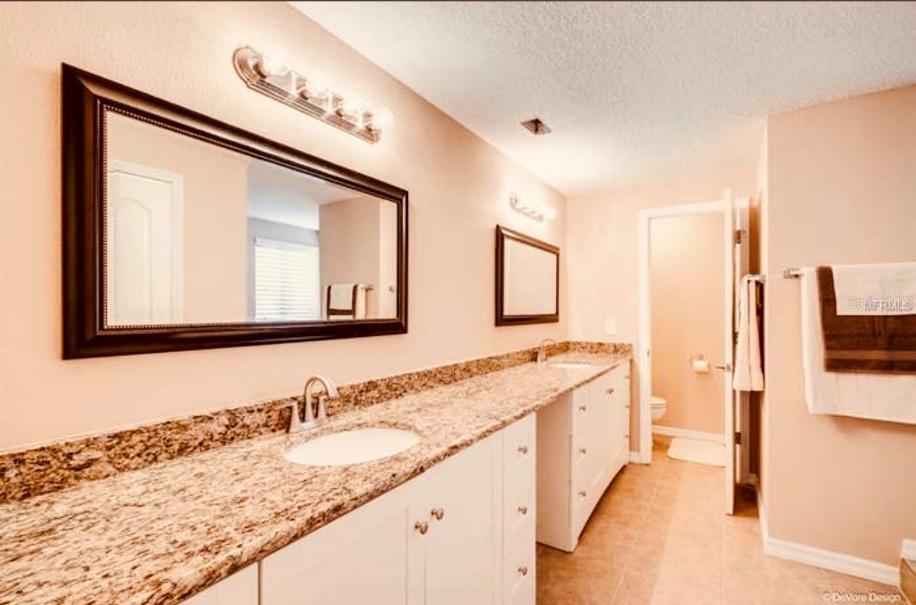 Image 17 of 36 For 6850 Spring Rain Drive