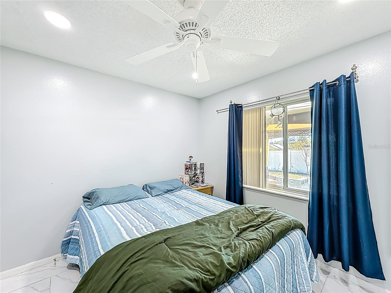 Image 20 of 39 For 107 Summerhill Court