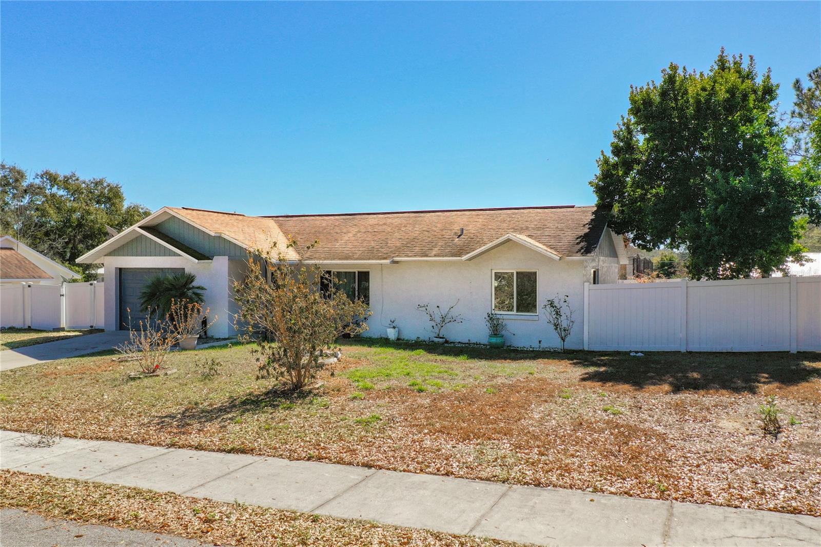 Image 3 of 39 For 107 Summerhill Court