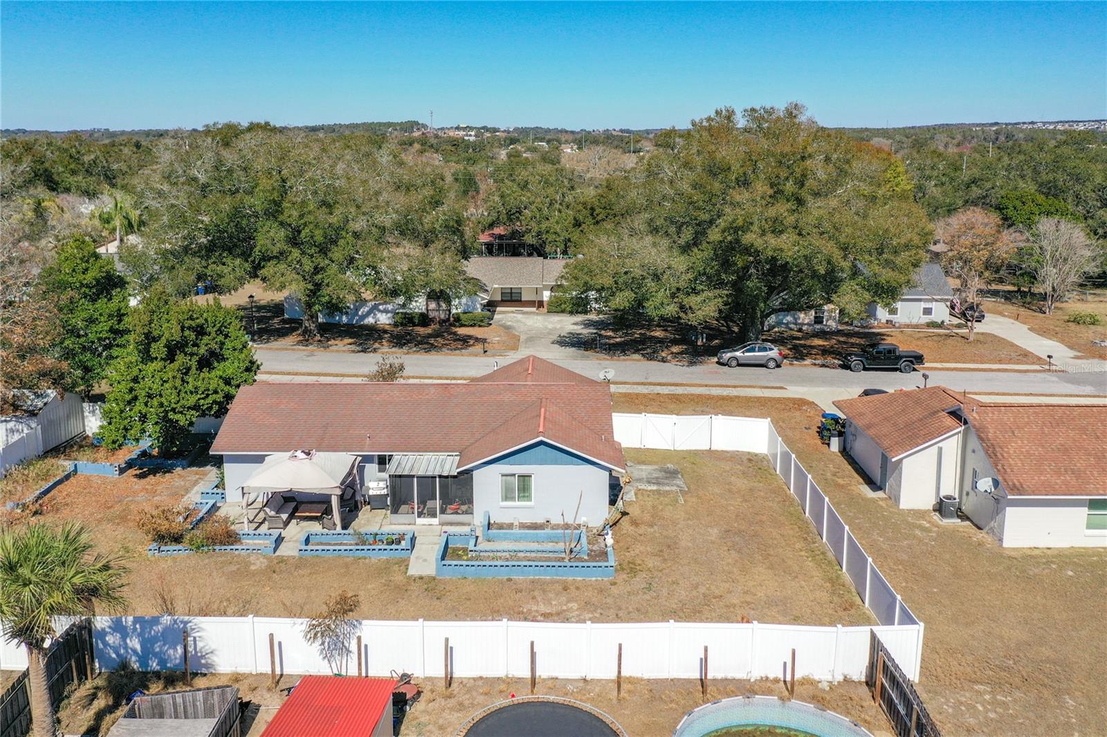 Image 36 of 39 For 107 Summerhill Court