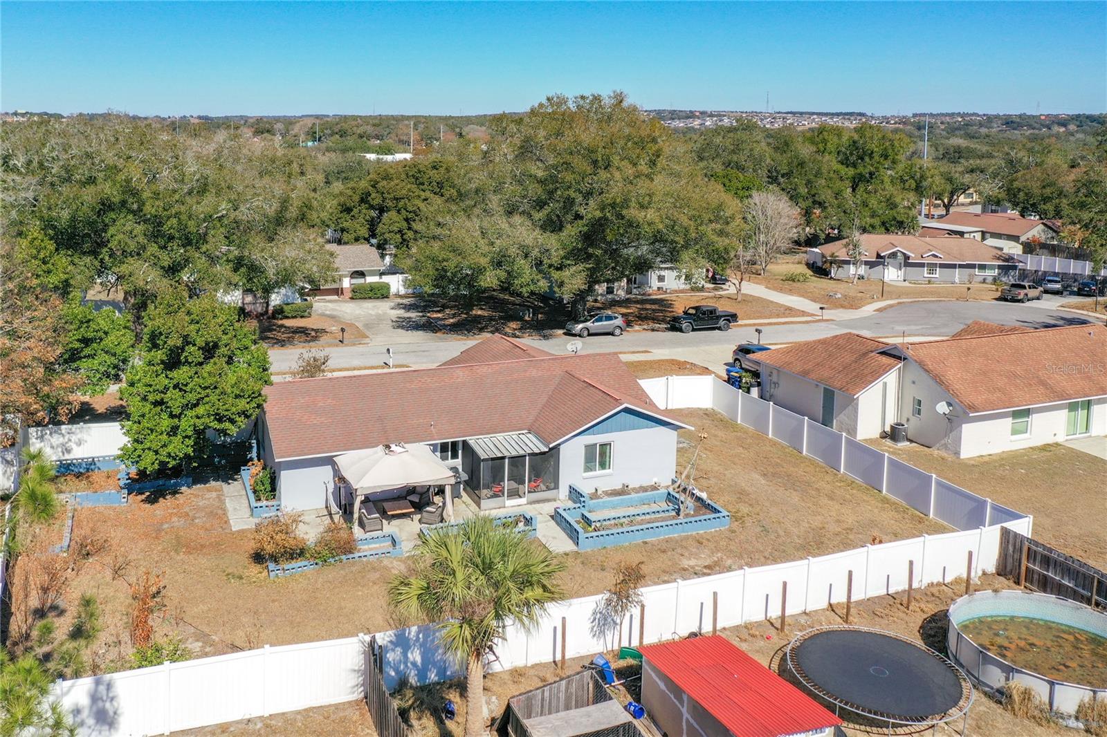 Image 37 of 39 For 107 Summerhill Court