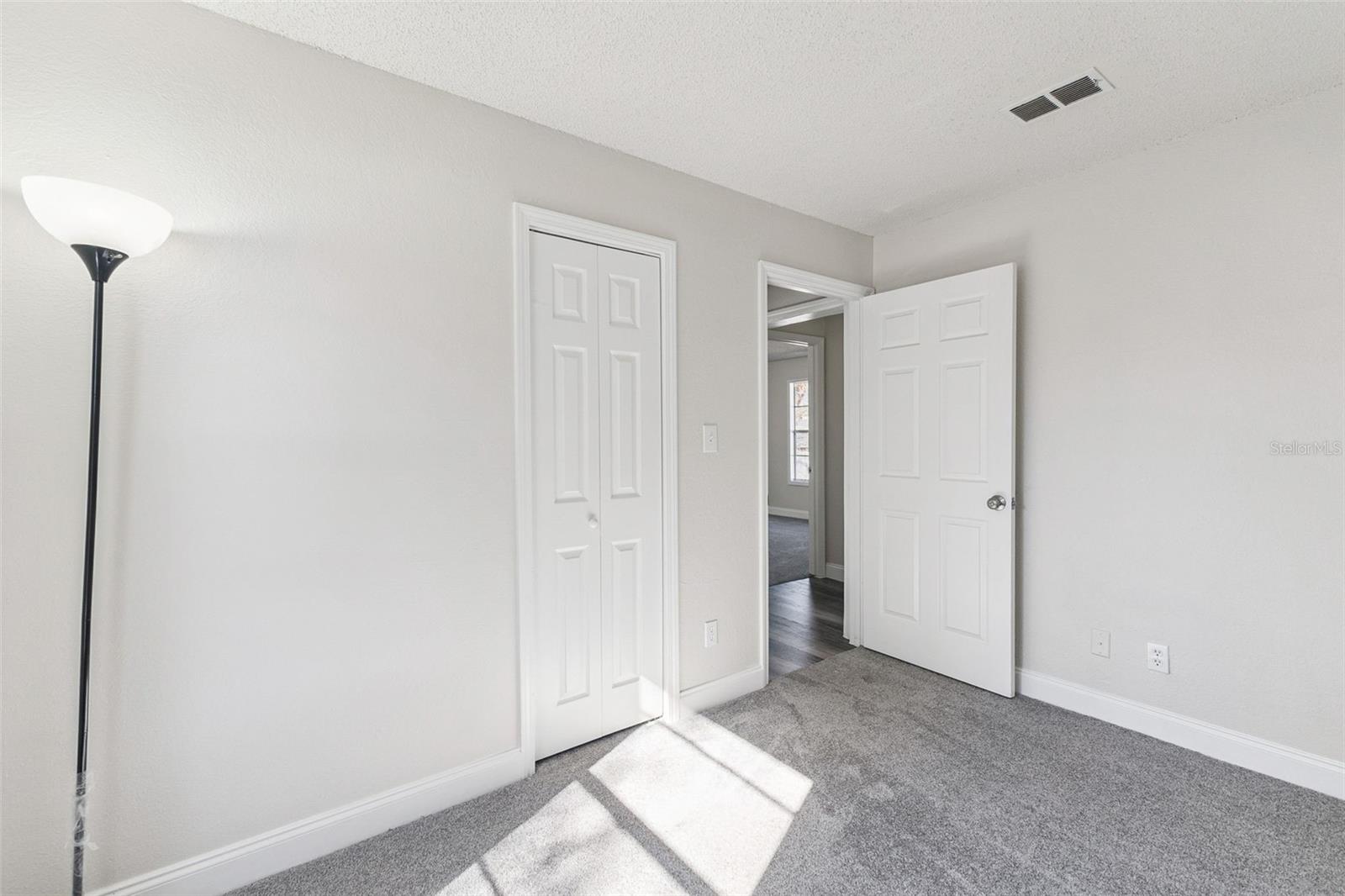 Image 12 of 15 For 610 Walker Street