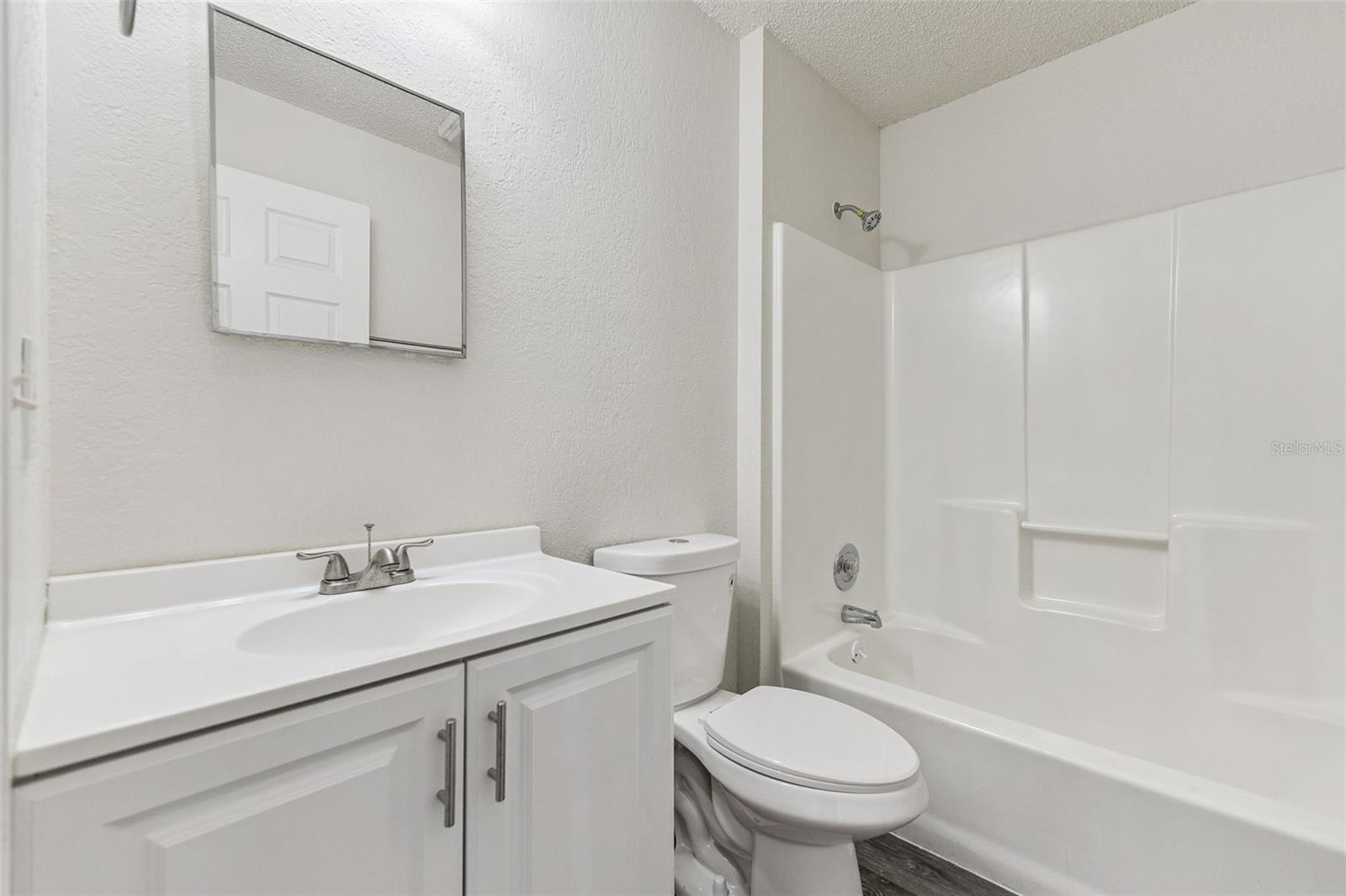 Image 13 of 15 For 610 Walker Street