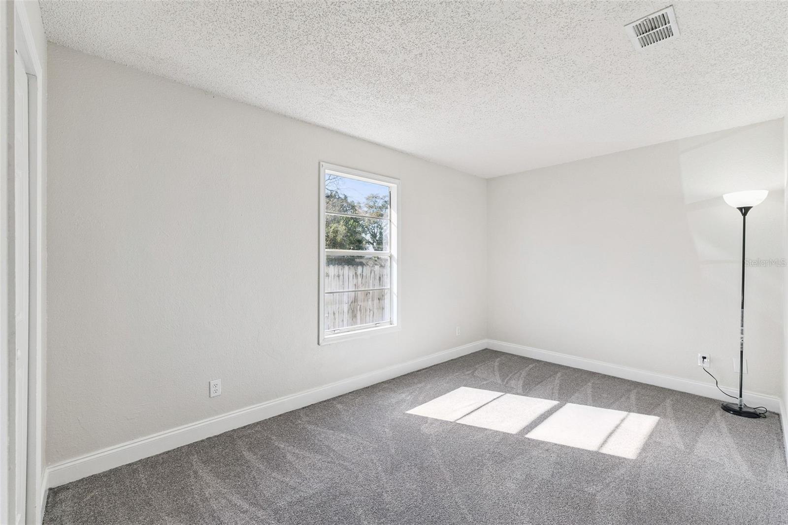 Image 9 of 15 For 610 Walker Street