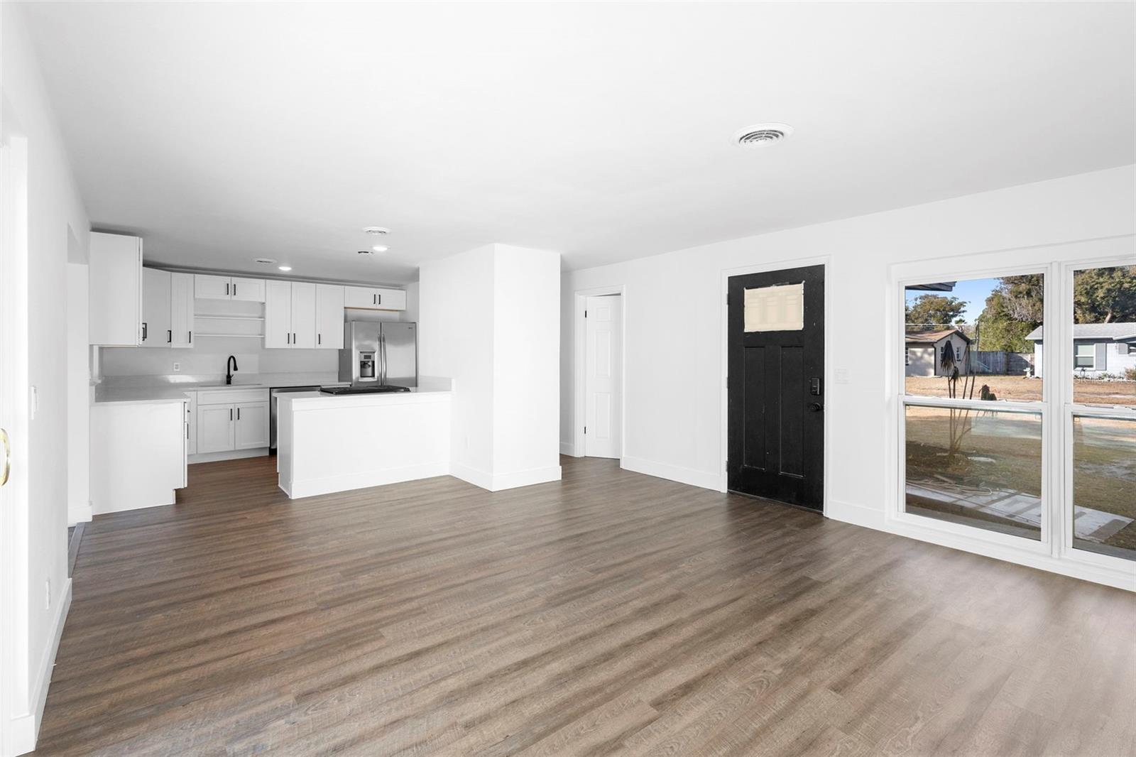 Image 16 of 41 For 55 Fairfax Avenue