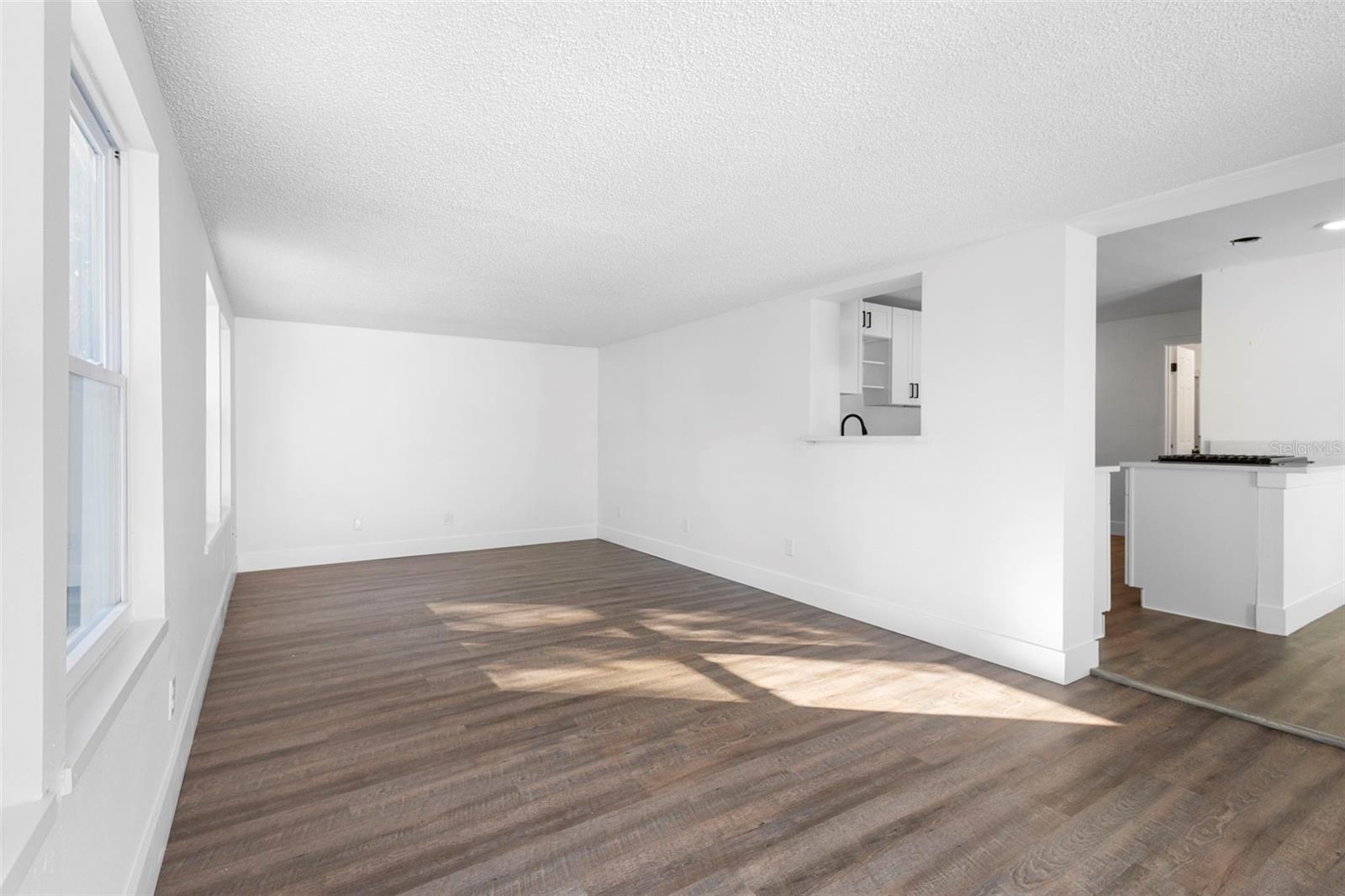 Image 19 of 41 For 55 Fairfax Avenue