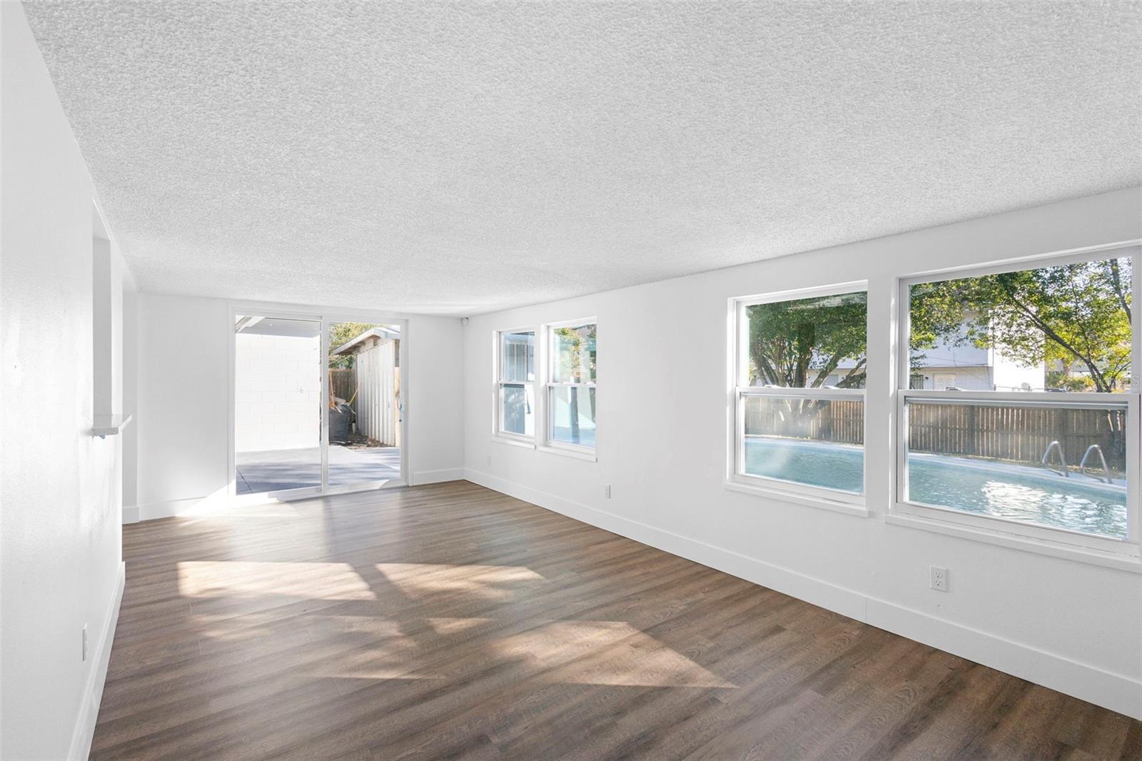 Image 23 of 41 For 55 Fairfax Avenue